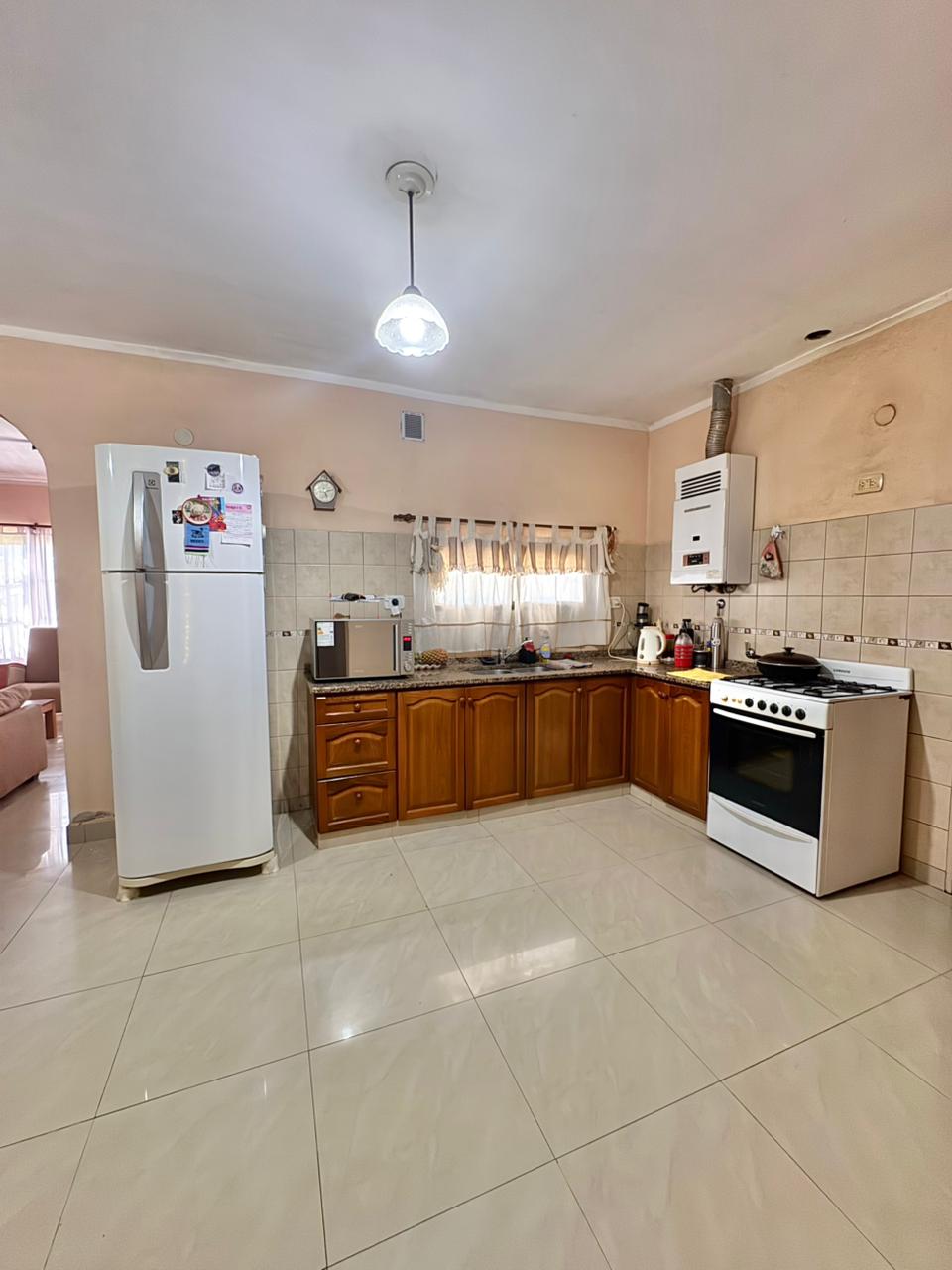 Imagen de la propiedad CASA EN VENTA – AMBIENTES AMPLIOS | APTA CRÉDITO